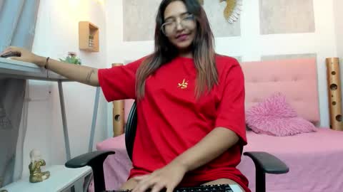    online show from November 12, 1:09 pm