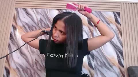 lizzy online show from March 20, 2:33 pm