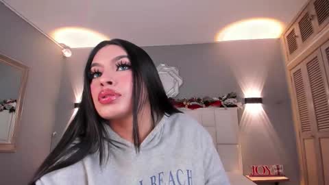  Samanthaa online show from December 18, 11:59 am