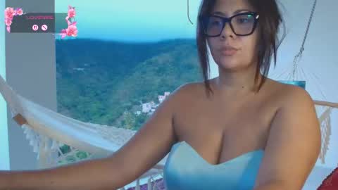 samanthahut1 online show from February 3, 10:45 pm