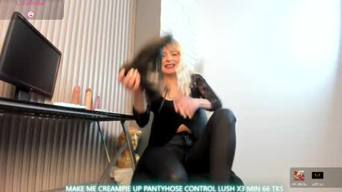 samanthajonexxx online show from February 20, 3:57 pm