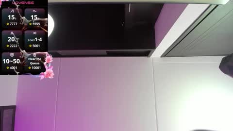 samanthamillher1021 online show from November 2, 11:35 am