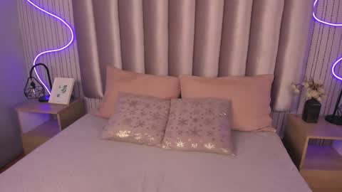 Alejandra  online show from October 28, 12:33 pm