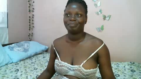 nina online show from March 4, 10:02 am