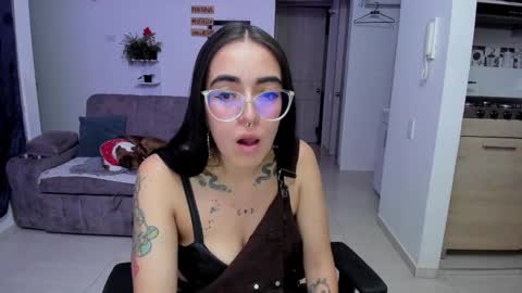 SARA online show from February 9, 12:02 am