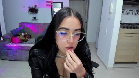 SARA online show from January 14, 2:49 am