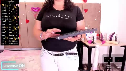 Snapshot of sammy_mature_ chatting on October 10, 2:27 am Sammy online show from October 10, 2:27 am