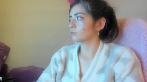   online show from March 25, 5:22 am