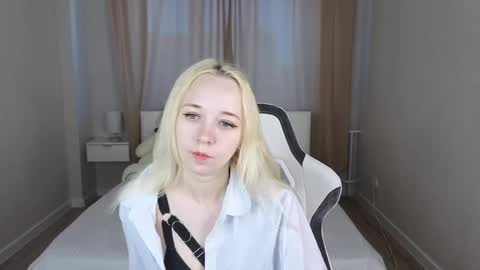 Sandra online show from May 2, 1:09 am