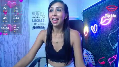 sandra  online show from June 15, 3:40 am