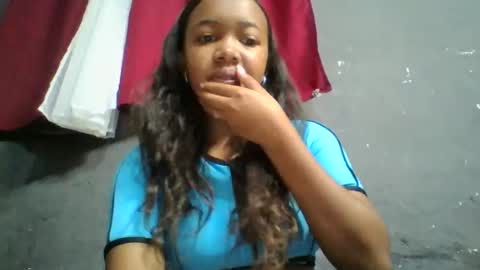 sandriana26 online show from March 20, 5:45 am