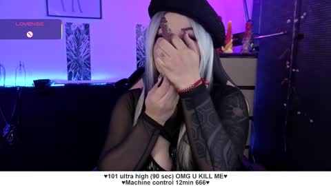 Liah Santos online show from November 12, 12:47 pm