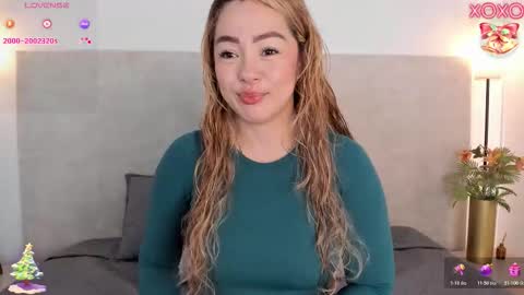 Saori  online show from December 18, 11:59 am