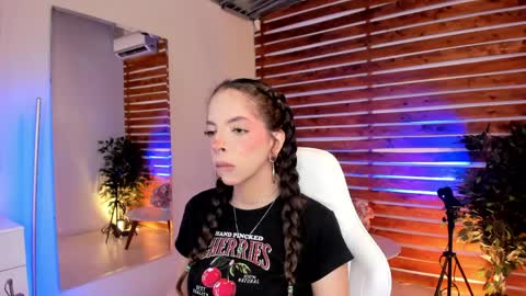 Valerin online show from April 2, 1:47 am