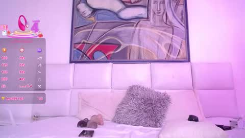 Sara Campur online show from January 11, 2:44 pm