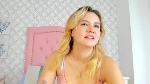 Sara online show from February 4, 3:44 am