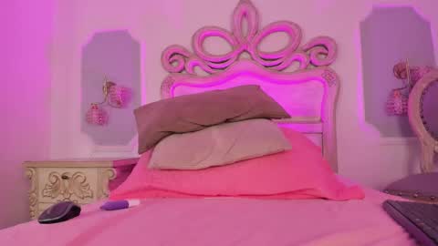 Sara online show from November 10, 3:56 am