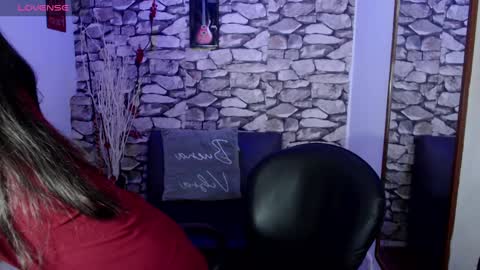 Snapshot of sara_alvarez_ chatting on March 7, 2:57 am Sara  online show from March 7, 2:57 am