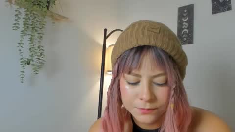 sara_sweett9 online show from January 15, 10:16 pm