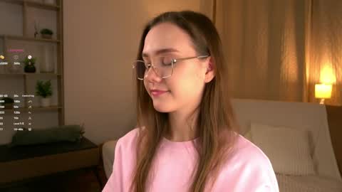 Im Sara  online show from March 6, 6:14 pm