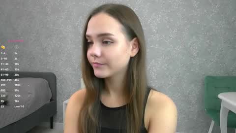 Snapshot of sara_whooops chatting on October 22, 8:36 pm Im Sara online show from October 22, 8:36 pm