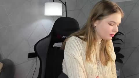 Sara online show from February 25, 4:22 am