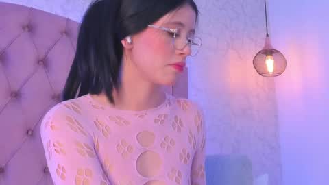 Sara  online show from June 5, 7:20 pm
