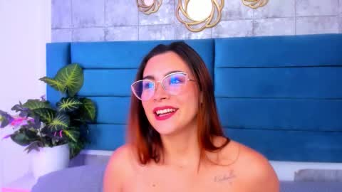 Sara Alvarezx online show from March 2, 7:15 am