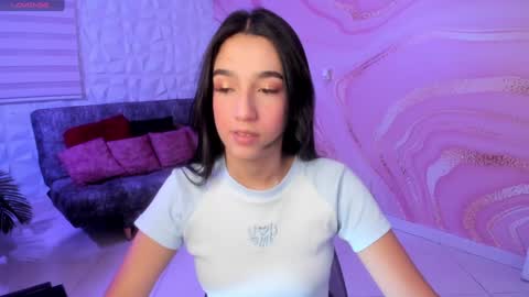 Sara online show from January 3, 7:18 pm