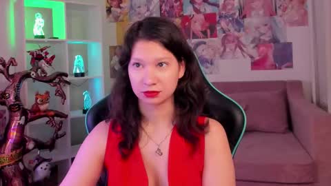 SaraDenars online show from November 7, 7:14 am