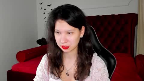 SaraDenars online show from November 17, 5:19 am