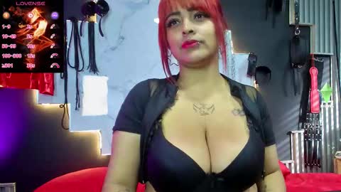 Snapshot of sarah0917 chatting on October 6, 9:19 pm sarah917 online show from October 6, 9:19 pm