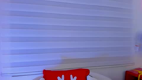 Sarah Ramirez online show from November 25, 3:31 am