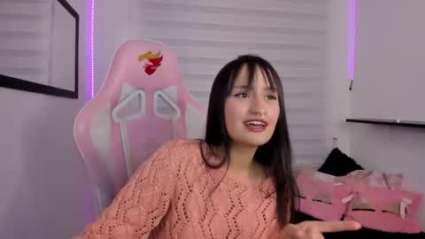 Sarah Ramirez online show from January 16, 3:24 am