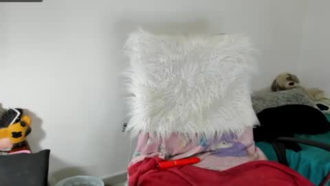 Sarah online show from January 7, 7:39 pm