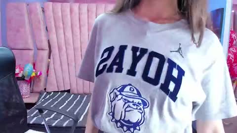 Sarah online show from December 21, 3:05 pm