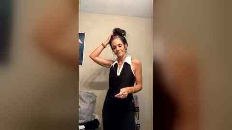 saraharper907 online show from July 6, 2:28 am