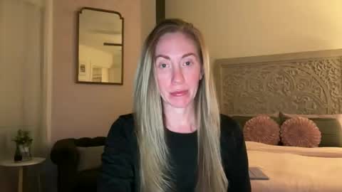 Sarah online show from May 10, 3:41 am