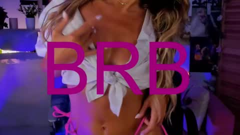 Divine Sarah NONUDE model online show from February 22, 11:35 am