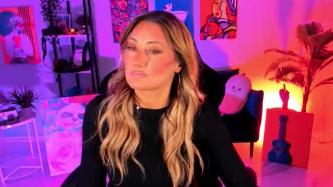 Divine Sarah NONUDE model online show from October 6, 1:17 pm