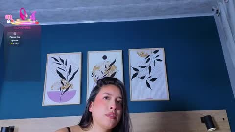 Sarah online show from November 18, 7:48 pm