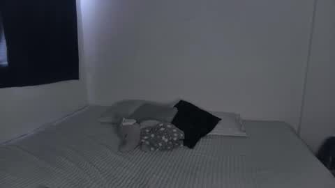 Sarah  online show from November 15, 2:40 pm