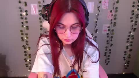 Sara online show from January 17, 2:24 pm