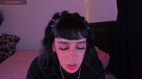 Sara  online show from February 27, 11:37 pm