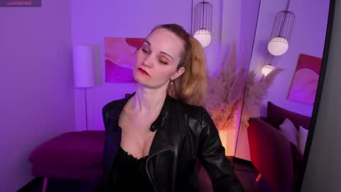 Sara online show from March 29, 1:10 pm