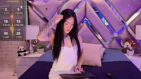 Sara  online show from March 30, 3:55 pm