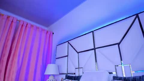 Snapshot of sarayroyse chatting on February 15, 7:17 pm Saray online show from February 15, 7:17 pm