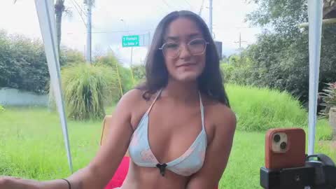 sarazuletaa online show from June 5, 3:18 pm