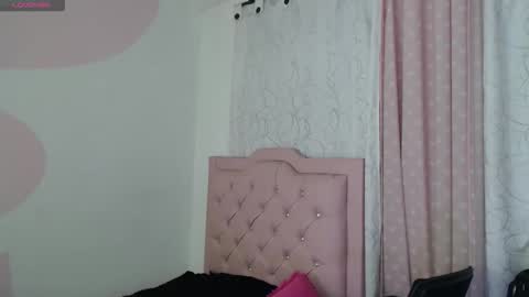 sasha_bigboobs_ online show from April 23, 9:39 pm