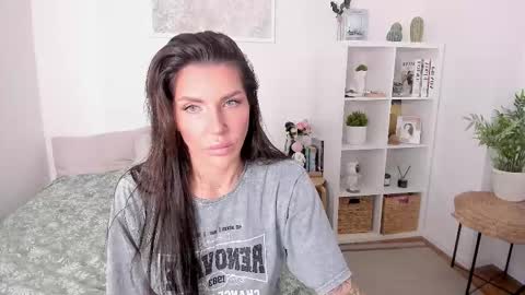 Sasha Miro online show from September 11, 2:01 am